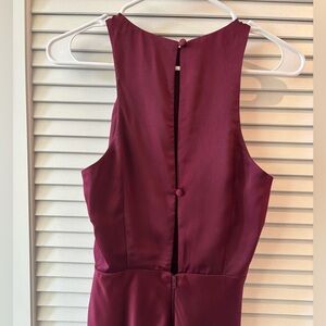 Elegant Burgundy Sleeveless Dress